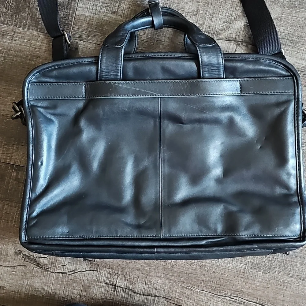 Tumi - Leather Briefcase